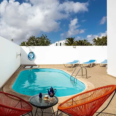 Guest house Tropical Costa Teguise