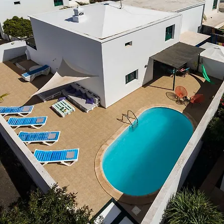 Tropical Guest house *