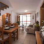 Tropical كوستا تاغيسي